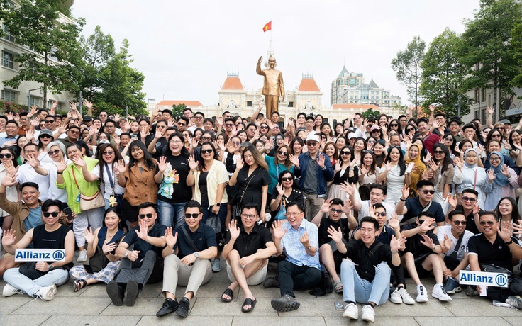 TP.HCM đón đoàn khách MICE gần ngàn người