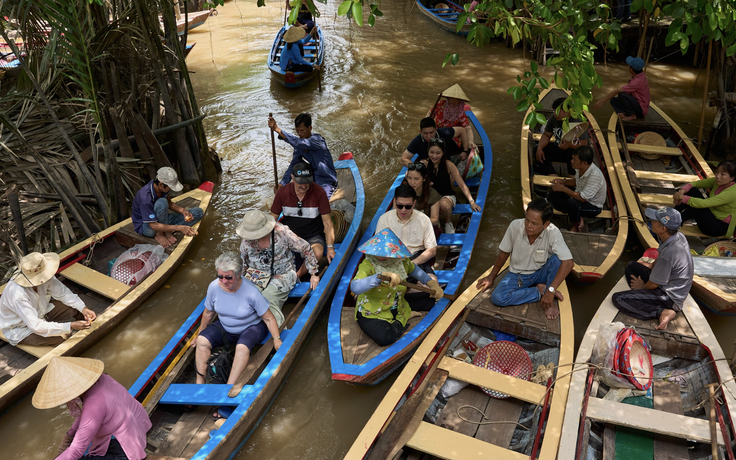 Đoàn gần ngàn khách MICE từ Indonesia mê sầu riêng