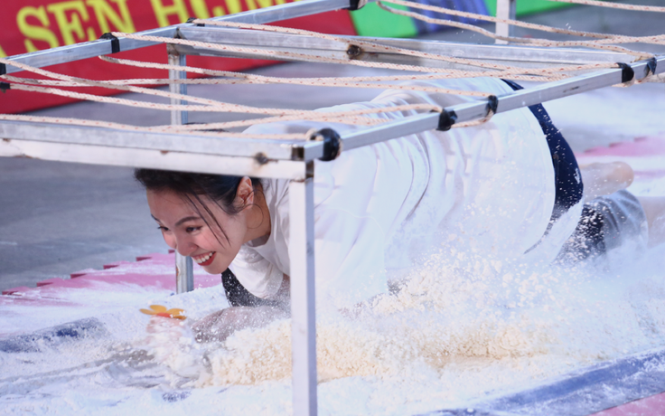 Nàng hậu Việt bất chấp hình tượng trong show thực tế
