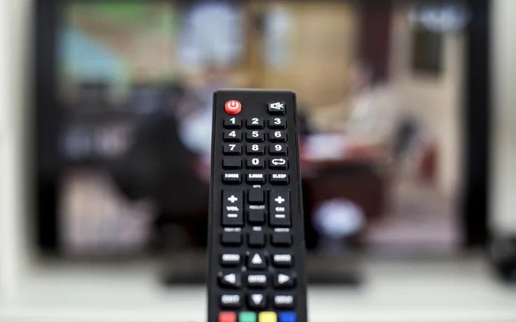 Lý do khiến remote TV đa năng dần 'thất sủng'