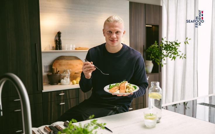 Cùng Erling Haaland mang cá hồi Na Uy từ World Cup đến bữa ăn Việt