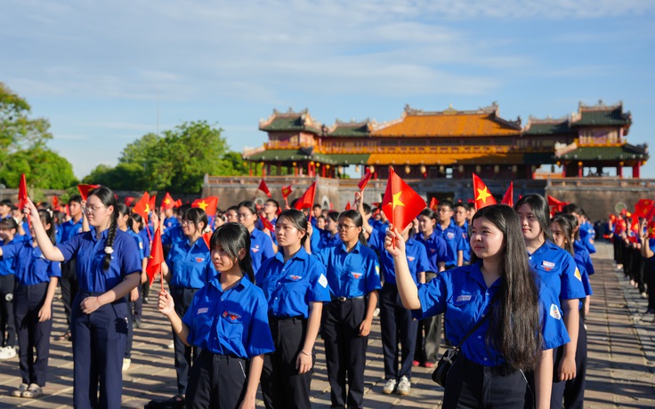 Yêu Tổ quốc từ những hành động nhỏ nhất