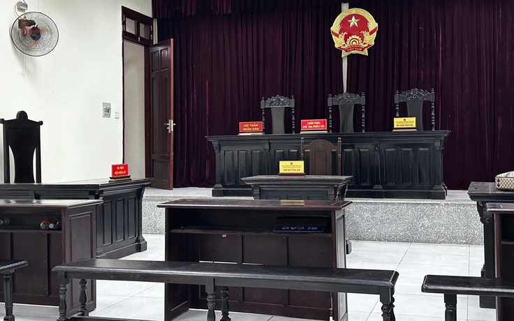 Chủ ô tô kiện bảo hiểm vì không chịu bồi thường xe bị cháy