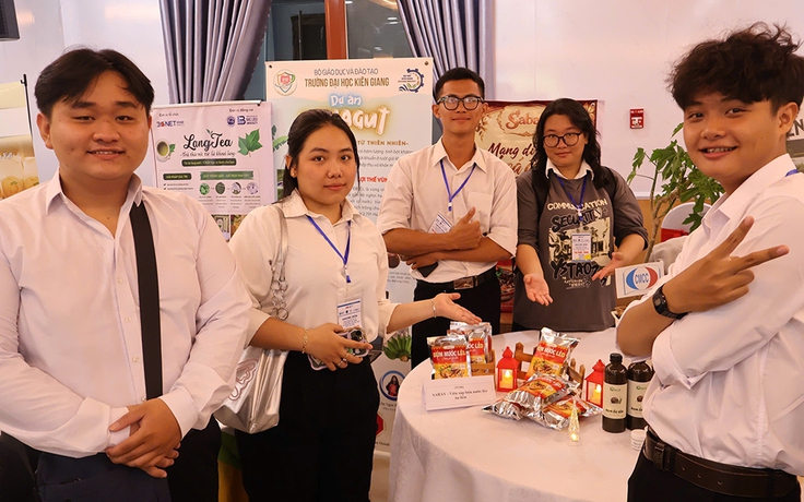Sinh viên đưa bún nước lèo Khmer vào thị trường hiện đại