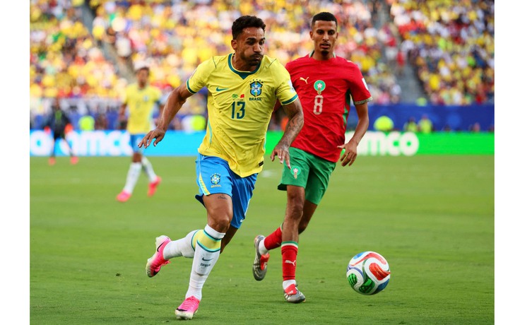 Brazil vẫn lạc lõng