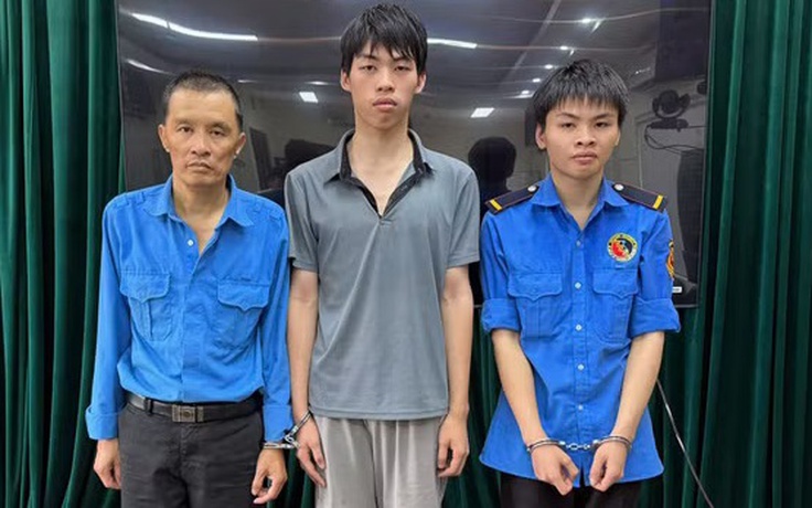Vụ chém người khi thắc mắc tiền gửi xe: Tạm giữ hình sự 3 bảo vệ