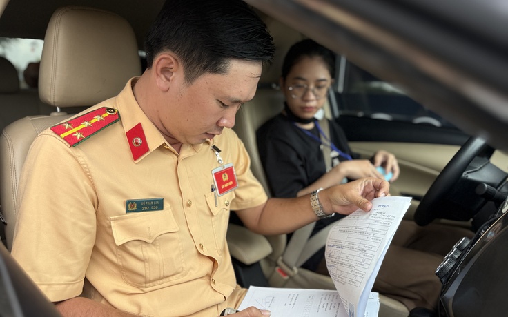 Vì sao tỷ lệ đỗ sát hạch bằng lái ô tô chỉ còn 53%?