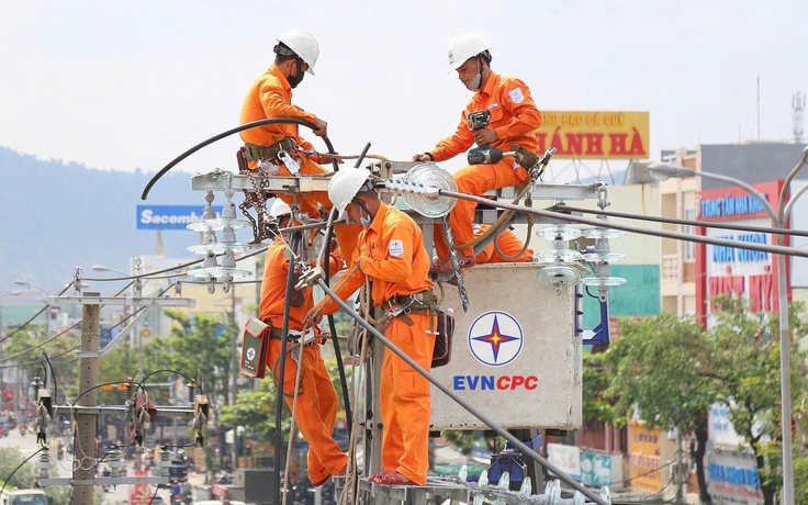 EVNCPC vượt khó, giữ vững dòng điện miền Trung