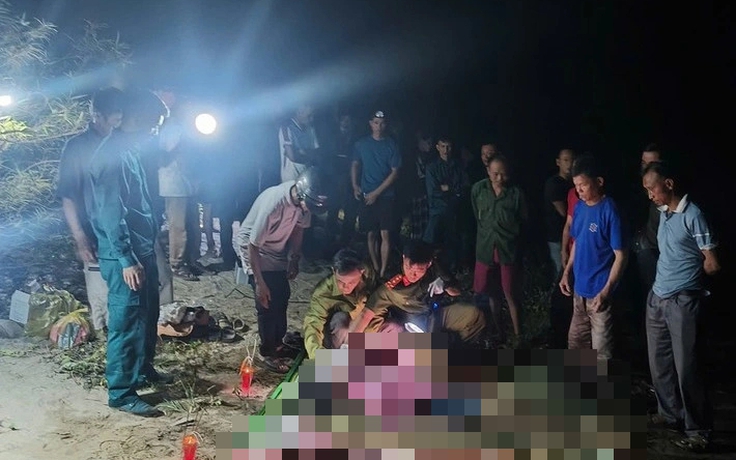 Lật thuyền trên sông Ngàn Phố, 4 người tử vong