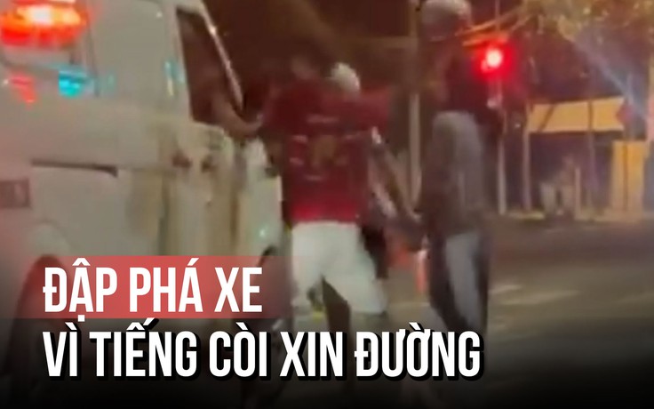 TP.HCM: Chặn đường đập phá xe chỉ vì tiếng còi?