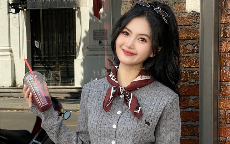 Khoe trọn đường cong quyến rũ cùng thiết kế gân nổi bật