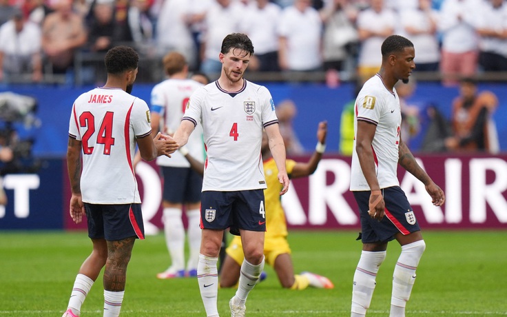Declan Rice gây lo lắng cho đội tuyển Anh, HLV Tuchel cho cầu thủ đi chơi golf