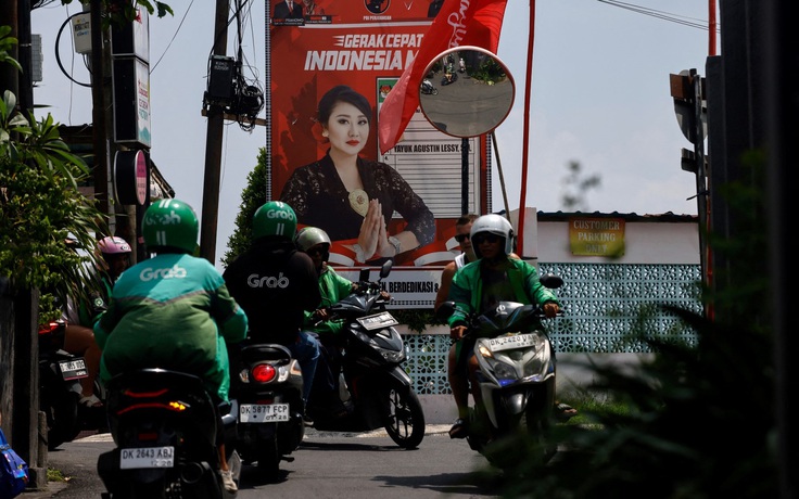 Grab, GoTo giảm mạnh phí cho tài xế xe máy công nghệ ở Indonesia