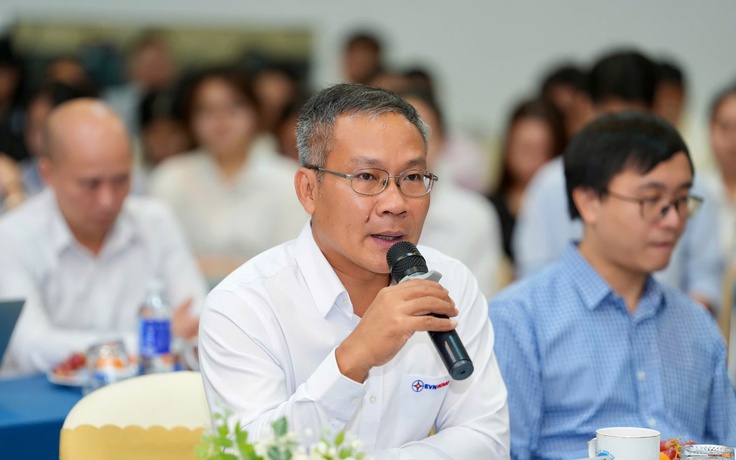 Lãnh đạo ngành điện TP.HCM 'tư vấn' mô hình đầu tư điện mái nhà hiệu quả
