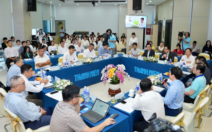 Có còn tình trạng 'độc quyền' điện tại các khu công nghiệp?