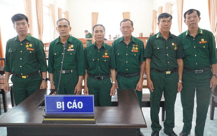6 cựu chiến binh kêu oan khi ra tù: Thay kiểm sát viên ngay tại tòa