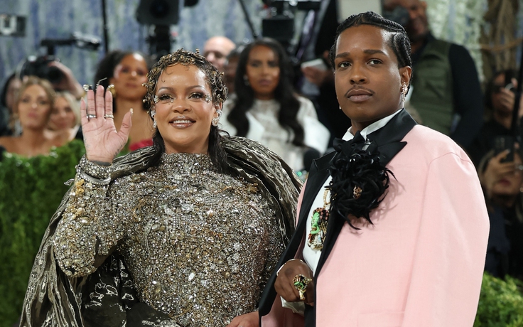 A$AP Rocky hé lộ cuộc sống bên Rihanna sau cú sốc bị xả súng vào nhà