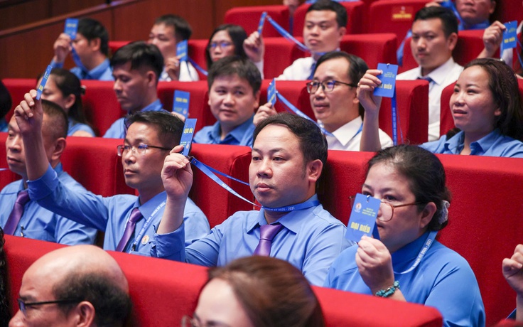 Bầu 135 ủy viên Ban Chấp hành Tổng LĐLĐ Việt Nam khóa XIV
