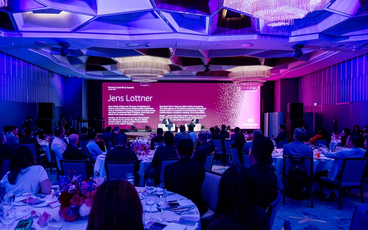 CEO Techcombank Jens Lottner: Tái định nghĩa lợi thế cạnh tranh nhờ chiến lược ‘AI-first’