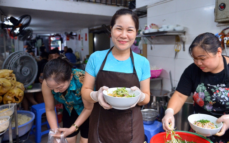 Quán phở lần đầu được Michelin vinh danh nhưng chủ quán không đến vì nghĩ 'lừa đảo'