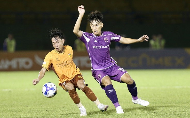 CLB Becamex TP.HCM chia tay V-League, lời xin lỗi cay đắng