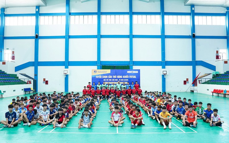 CLB Thái Sơn Nam: HLV Tây Ban Nha 'tìm vàng' từ hơn 2.600 thí sinh nam, nữ