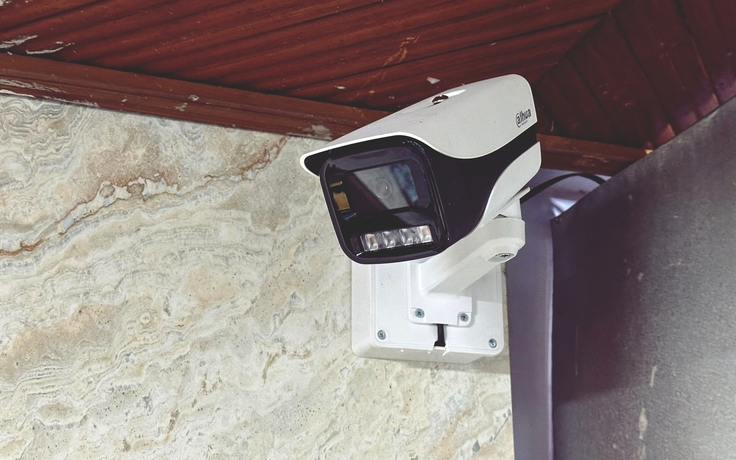 Camera an ninh gia đình nên chọn loại có dây hay không dây?