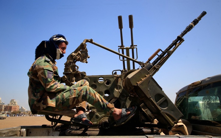 Houthi tấn công, cấm hoạt động hàng hải của Israel trên biển Đỏ