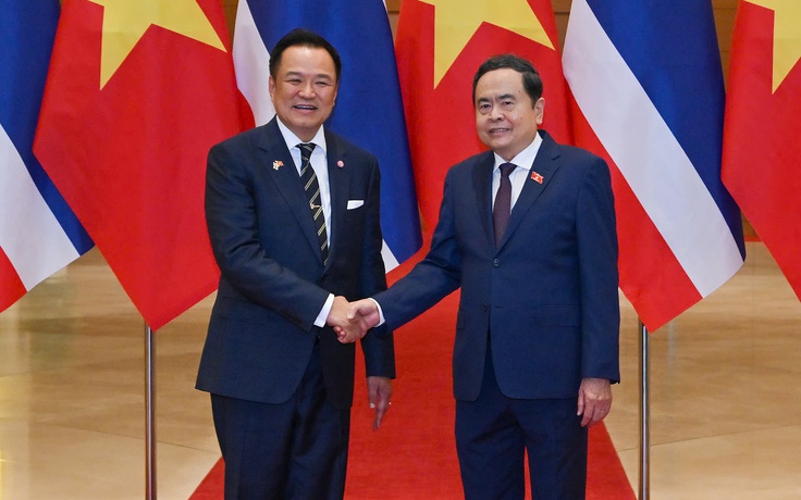 Việt Nam luôn coi trọng và ưu tiên phát triển quan hệ với Thái Lan