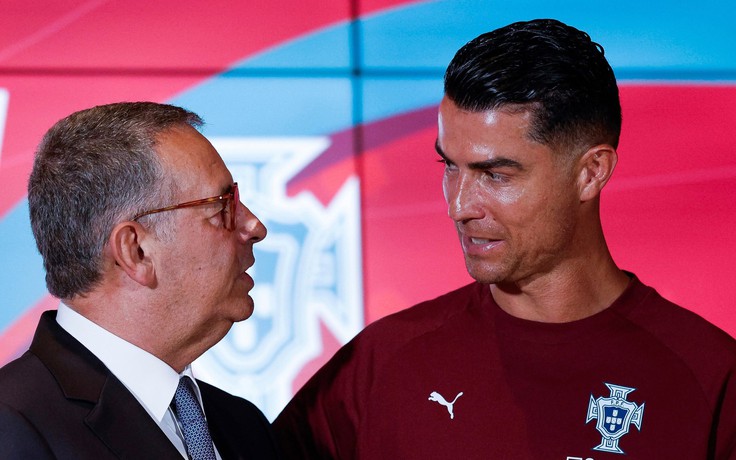 Tổng thống Bồ Đào Nha nói điều cực hay với Ronaldo: ‘Hãy mang cúp vô địch World Cup trở về’
