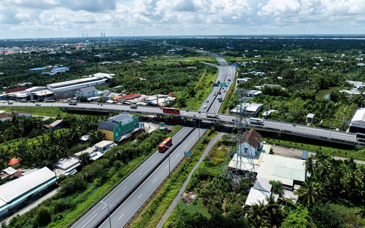 Mở rộng cao tốc TP.HCM - Trung Lương - Mỹ Thuận chậm vì thiếu vật liệu