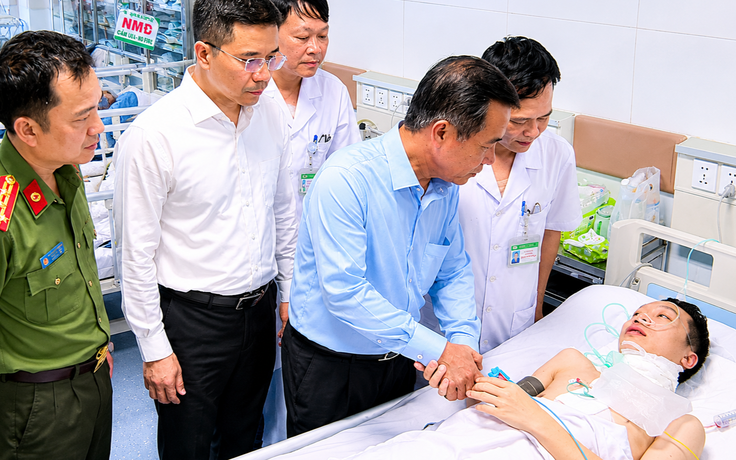 Trung tá công an bị đối tượng nghiện ma túy đâm trọng thương