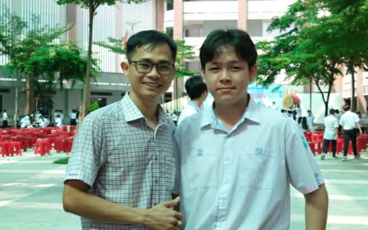 Thành Danh trở thành thủ khoa TP.HCM với bí quyết đặc biệt