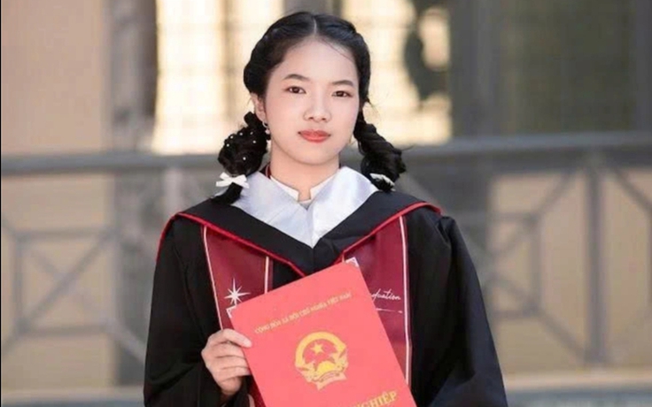 Thủ khoa khối B 30 điểm: Vẫn dùng mạng xã hội, tìm đến AI những khi cần