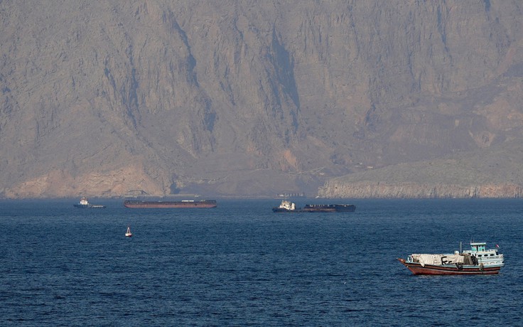 Iran nhận sai về vụ bắn tàu ở eo biển Hormuz?