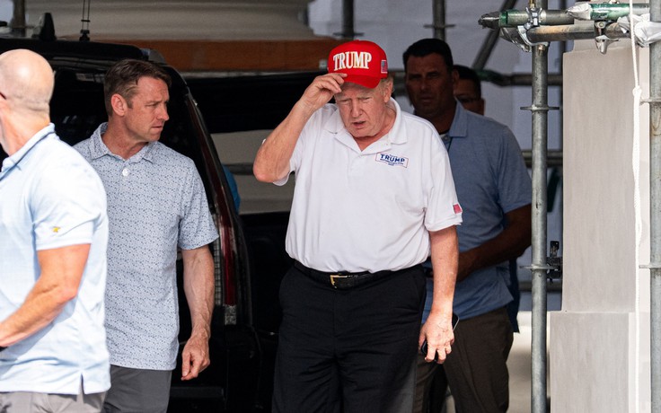 Ông Trump phản ứng gắt khi nữ nhà báo NYT thắc mắc chuyện sức khỏe