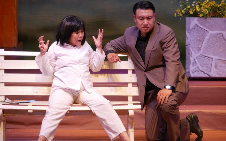 Ái Như 'điên' thêm lần nữa