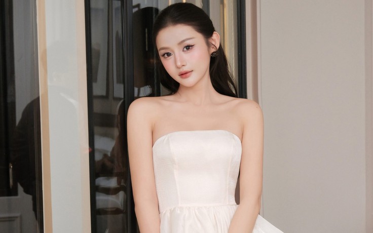 Phá vỡ mọi giới hạn cùng trang phục quây gợi cảm