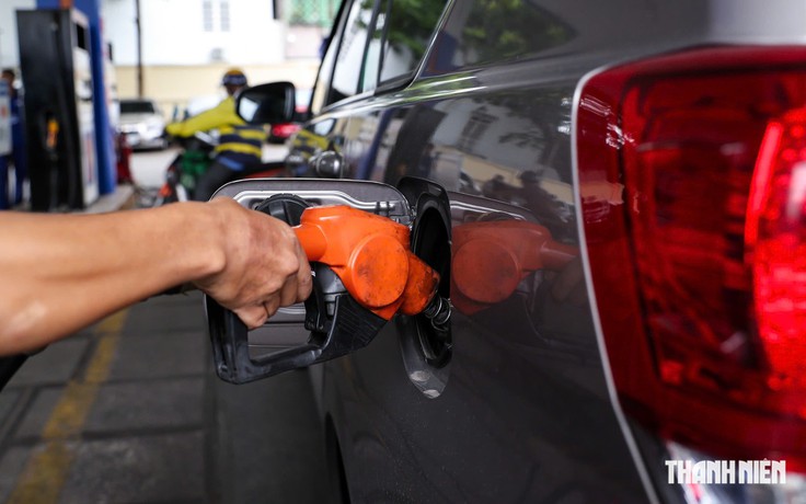 Giá xăng dầu hôm nay 16.7.2026: Xăng trong nước chiều nay được điều chỉnh thế nào?