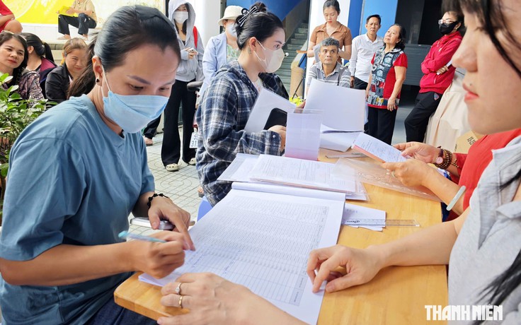 Nhà gần trường 50 mét bị phân tuyến sang trường cách 2 km, có được chuyển?