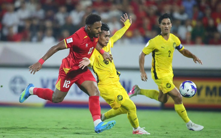 Hệ lụy nghiêm trọng sau bê bối nhập tịch lậu, Malaysia chưa có bản quyền ASEAN Cup, CĐV tẩy chay