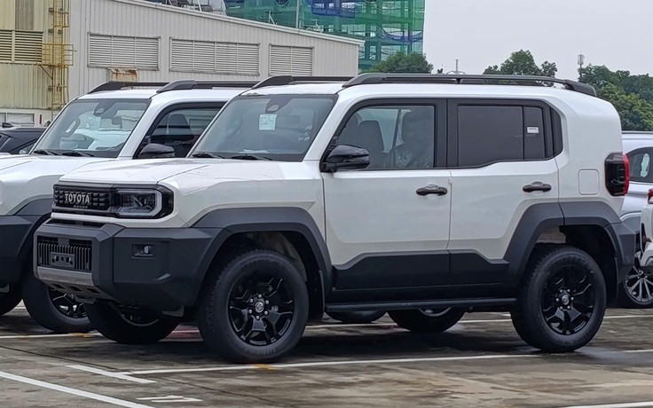 Toyota Land Cruiser FJ về Việt Nam, khi nào phân phối?