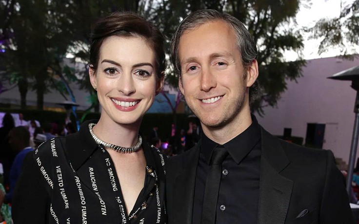 Cuộc hôn nhân hàng triệu cô gái mơ ước của Anne Hathaway và chồng tài tử