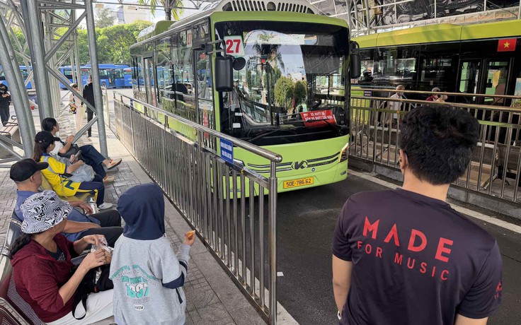 50 năm thành phố mang tên Bác: Trang mới cho xe buýt TP.HCM