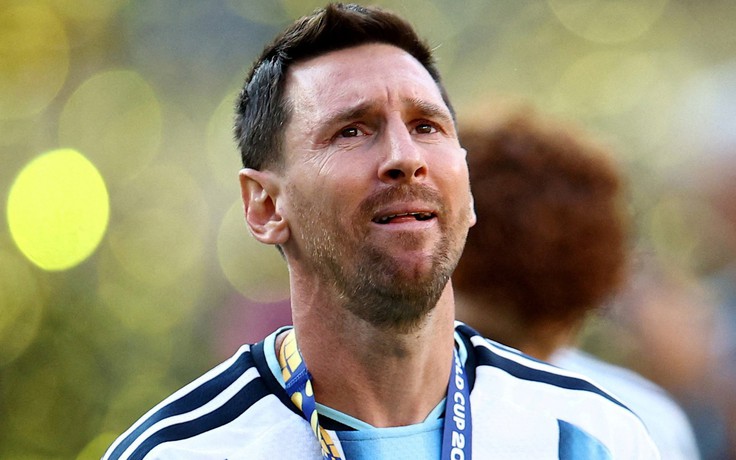 Argentina 'cầu xin' Messi đừng đi: World Cup 2030 vẫn gánh đội?
