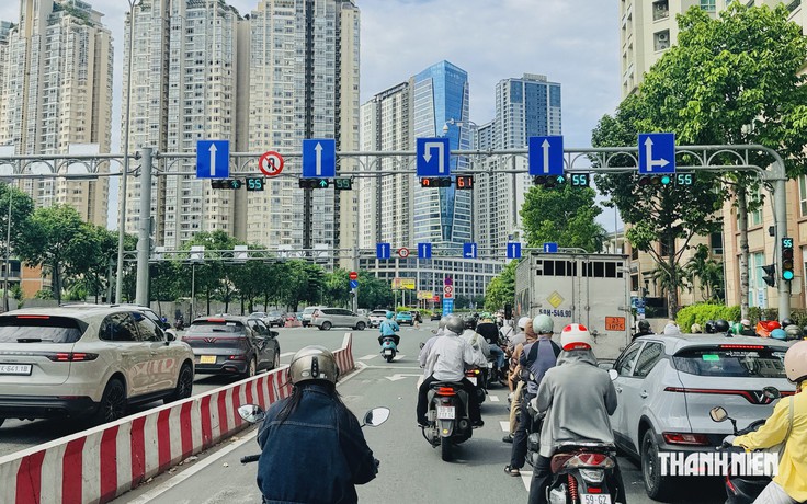Đi đường Nguyễn Hữu Cảnh cần lưu ý gì sau khi TP.HCM tổ chức lại làn xe?