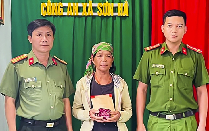 Công an tìm lại 1,3 cây vàng và hơn 15 triệu đồng cho người đánh rơi