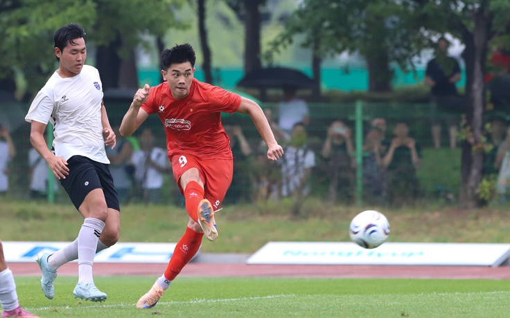 Đội tuyển Việt Nam thắng đậm 6-0 tại Hàn Quốc: Hoàng Hên lập cú đúp, Đình Bắc tỏa sáng