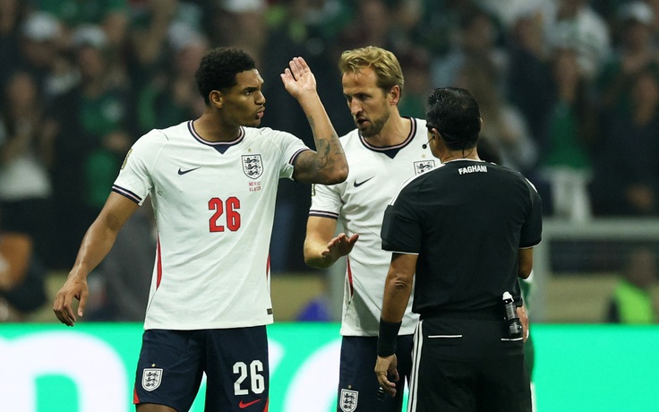 FIFA tự làm khó mình khi ưu ái thái quá đội tuyển Mỹ: Anh, Pháp cũng đòi 'quyền lợi'