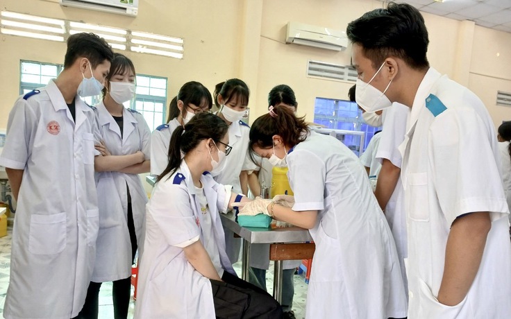 Ngành nào có mức điểm sàn cao nhất Trường ĐH Cửu Long?